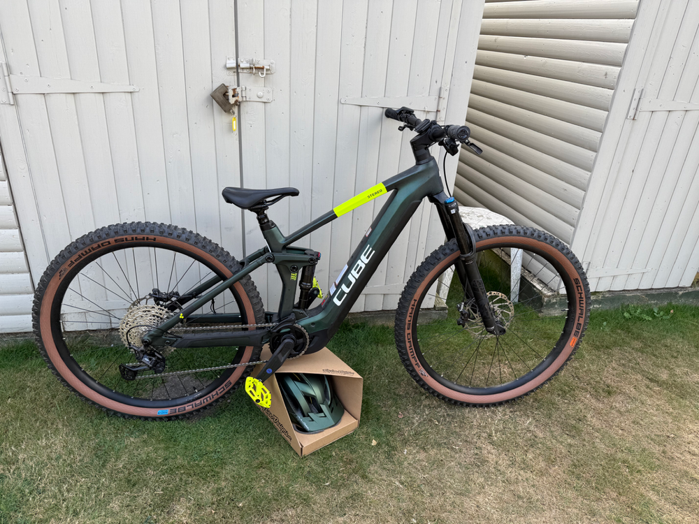 CUBE Hybrid  140 2023