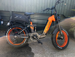 Cyrusher Kommoda 2024