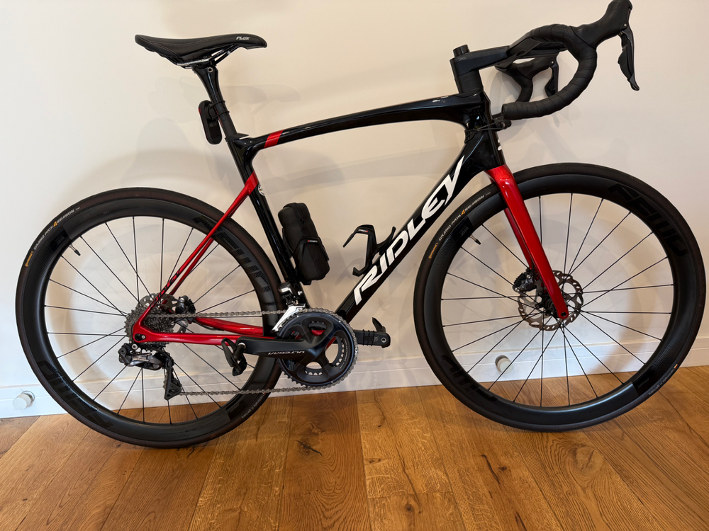 Ridley Fenix SL Disc – Full Carbon Custom Build (Di2, Low Mileage)