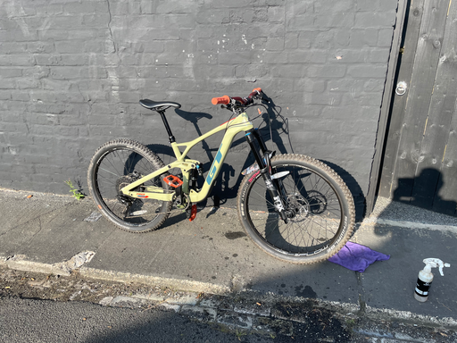 GT Force Carbon Expert 2020
