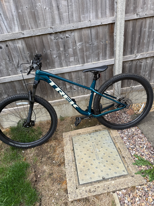 Trek Roscoe 7 2025