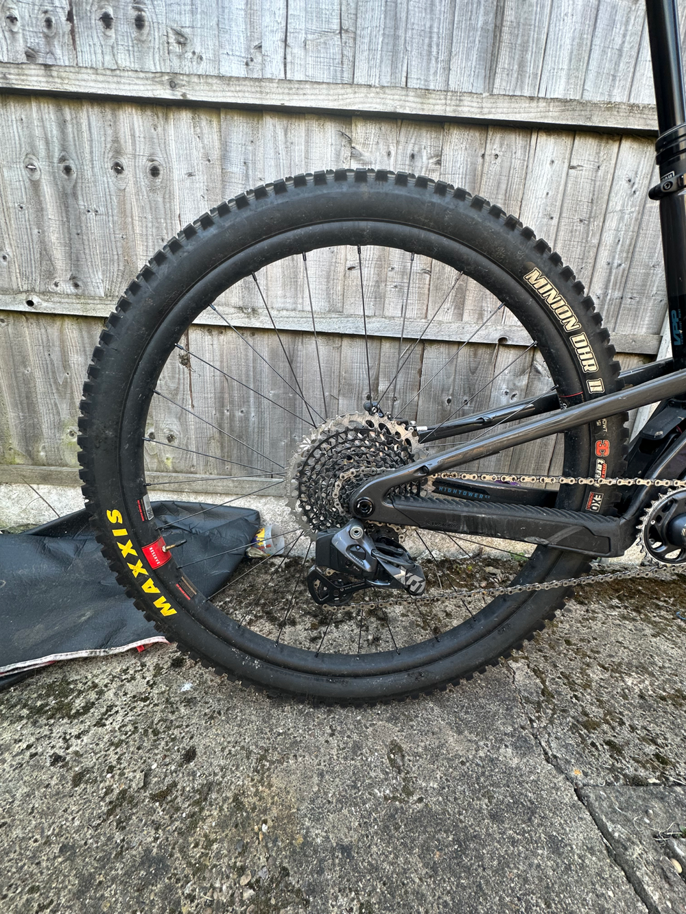 Santa Cruz Hightower X01 / AXS / RSV / Carbon CC / 29 2022