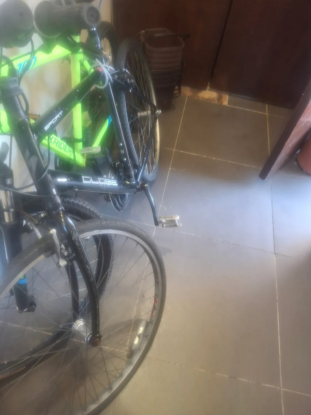 Specialized Globe Vienna 3 2009