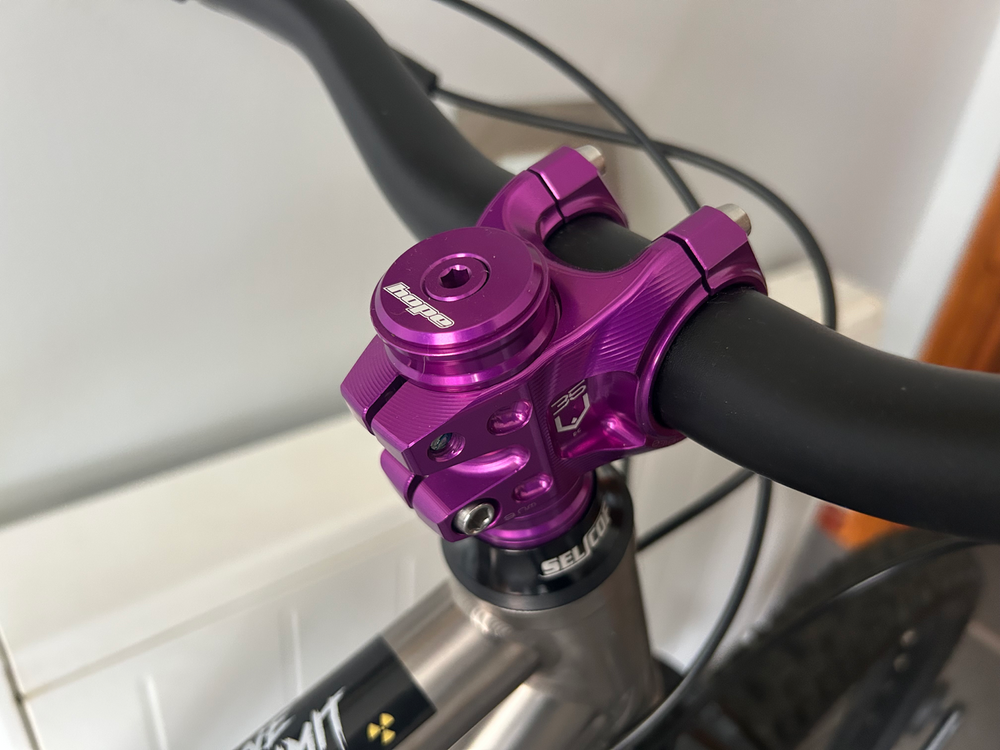 On One Vandal SRAM GX Titanium 2023