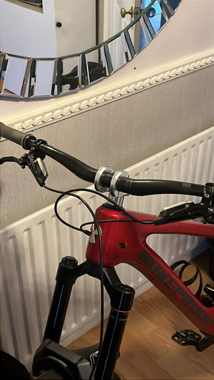 Nukeproof Giga 290 Carbon RS 2024