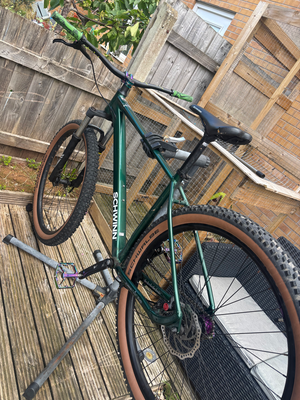 Schwinn Breaker 2022
