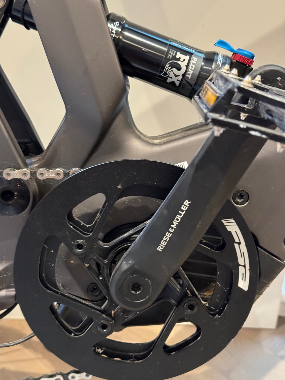 Riese & Muller Riese & Müller Delite Mountain – Full Suspension E-MTB 2022