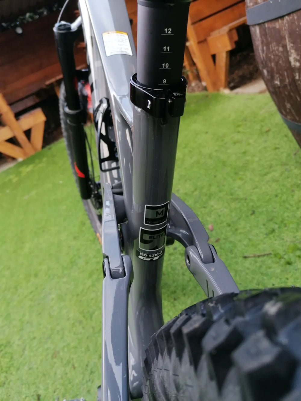 GT Sensor Carbon Elite 2023