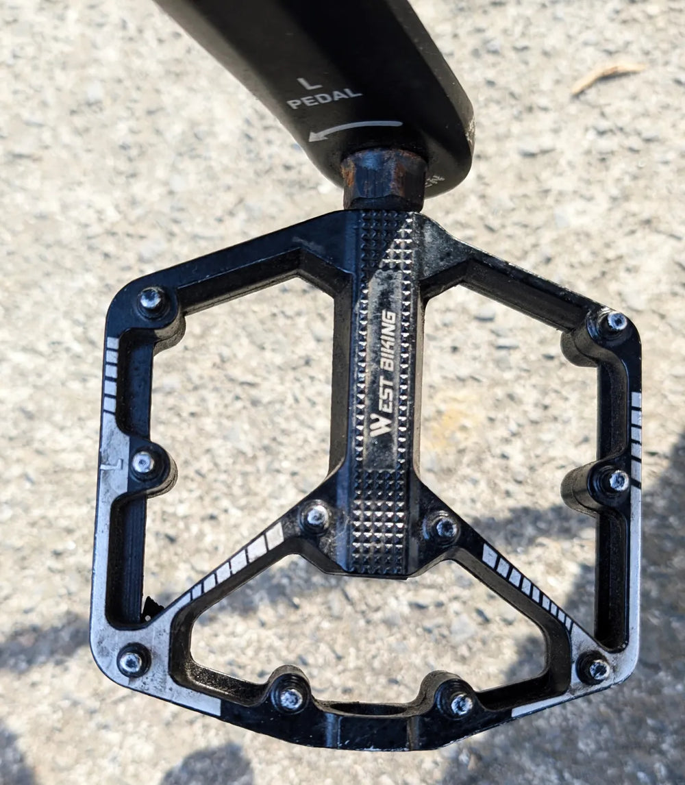 Cyrusher Kommoda 2024