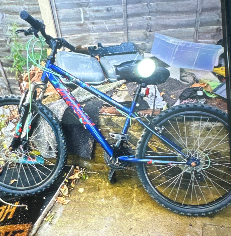 Apollo Phaze Mens Mountain Bike 2023