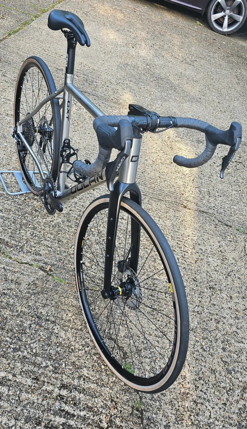 Dolan Dolan GXT Titanium Gravel Disc Bike - Shimano GRX RX815 DI2 2025