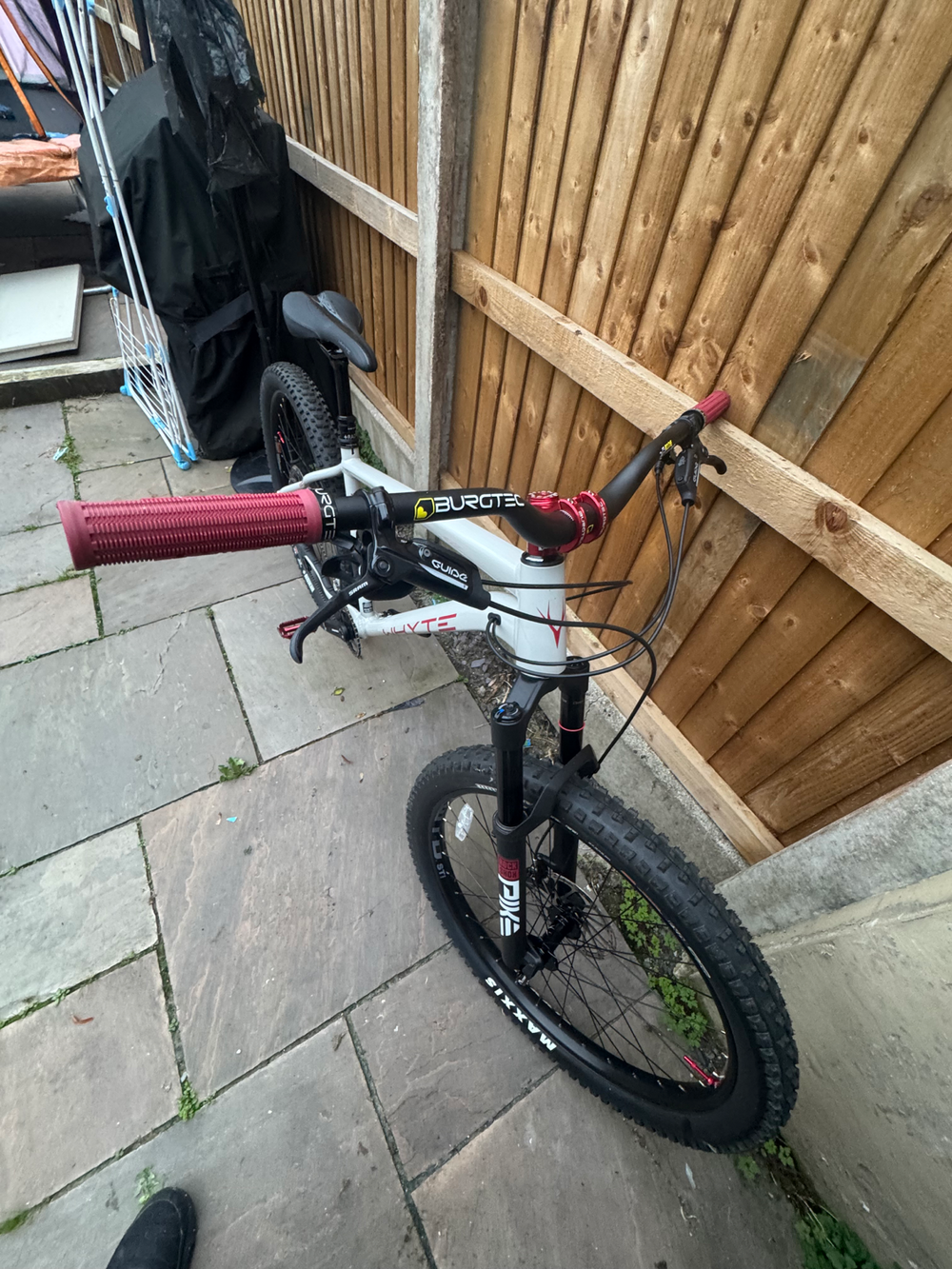 Whyte 905 2023