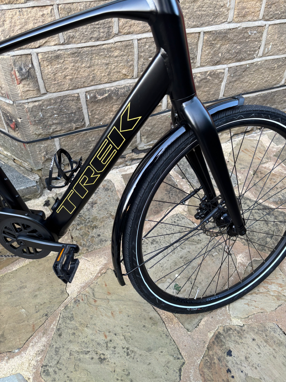 Trek FX+ 2 2023