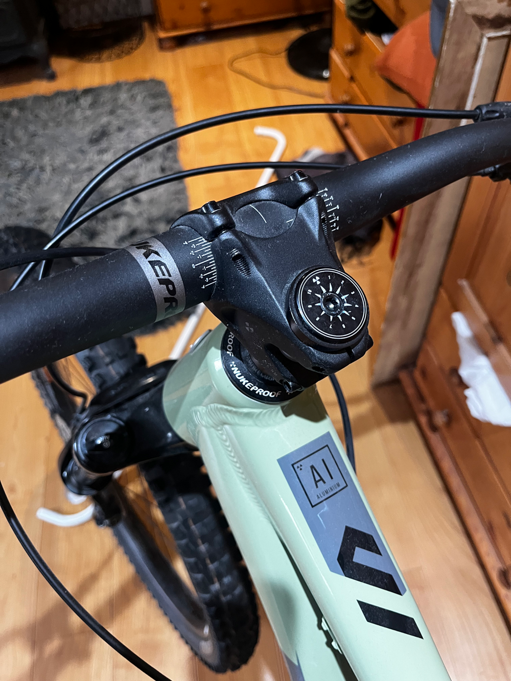 Nukeproof Scout 290 Race 2022