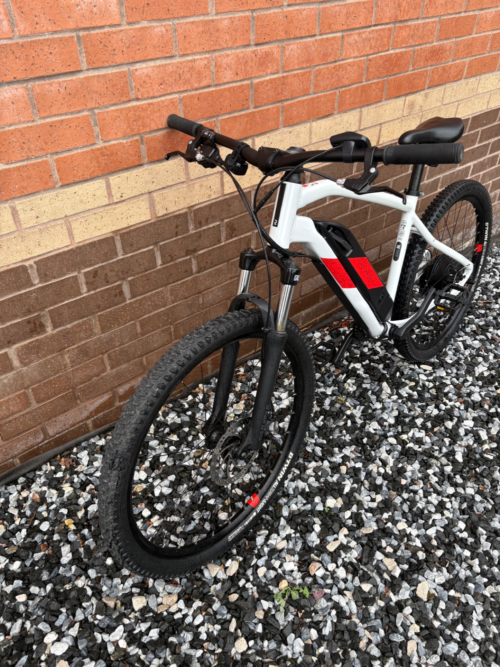 Rockrider Est 100 2024