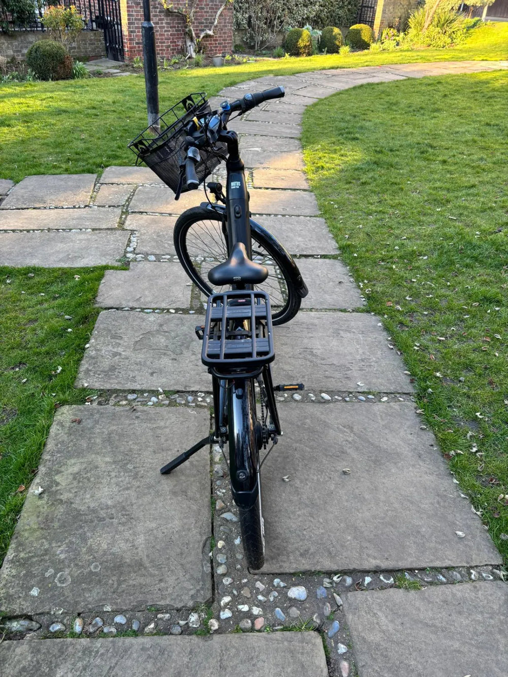 Raleigh Motus Grand Tour Step-through 8sp Hub Electric Hybrid Bike 2023