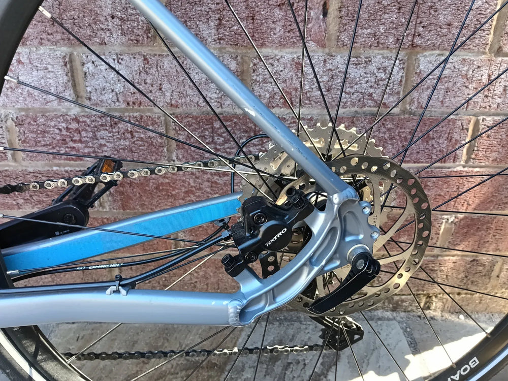 Boardman HYB 8 9e 2022