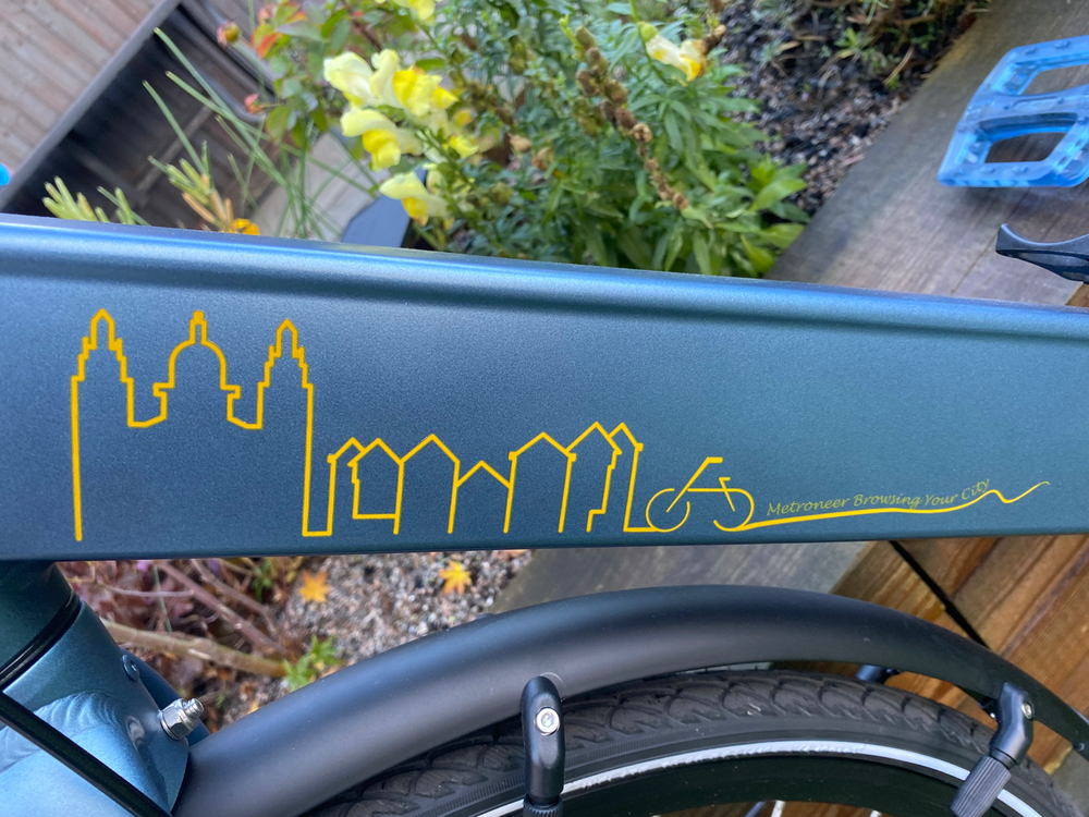 Metroneer  London - EU700 Plus Hybrid E-Bike 2025