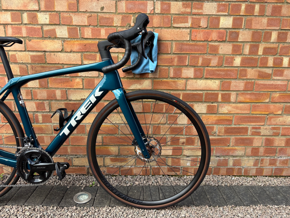 Trek Domane SL 5 Gen 4 Carbon Road 2024