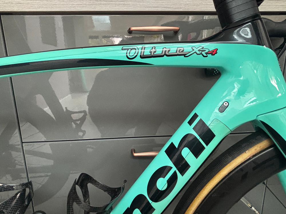 Bianchi Oltre XR4 - Ultegra Di2 2019