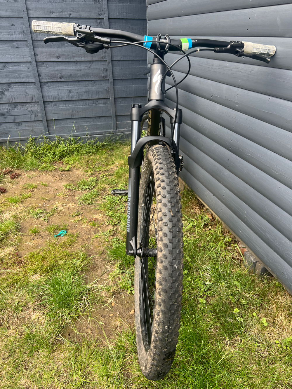 Specialized Rockhopper Expert KH 27.5 2024