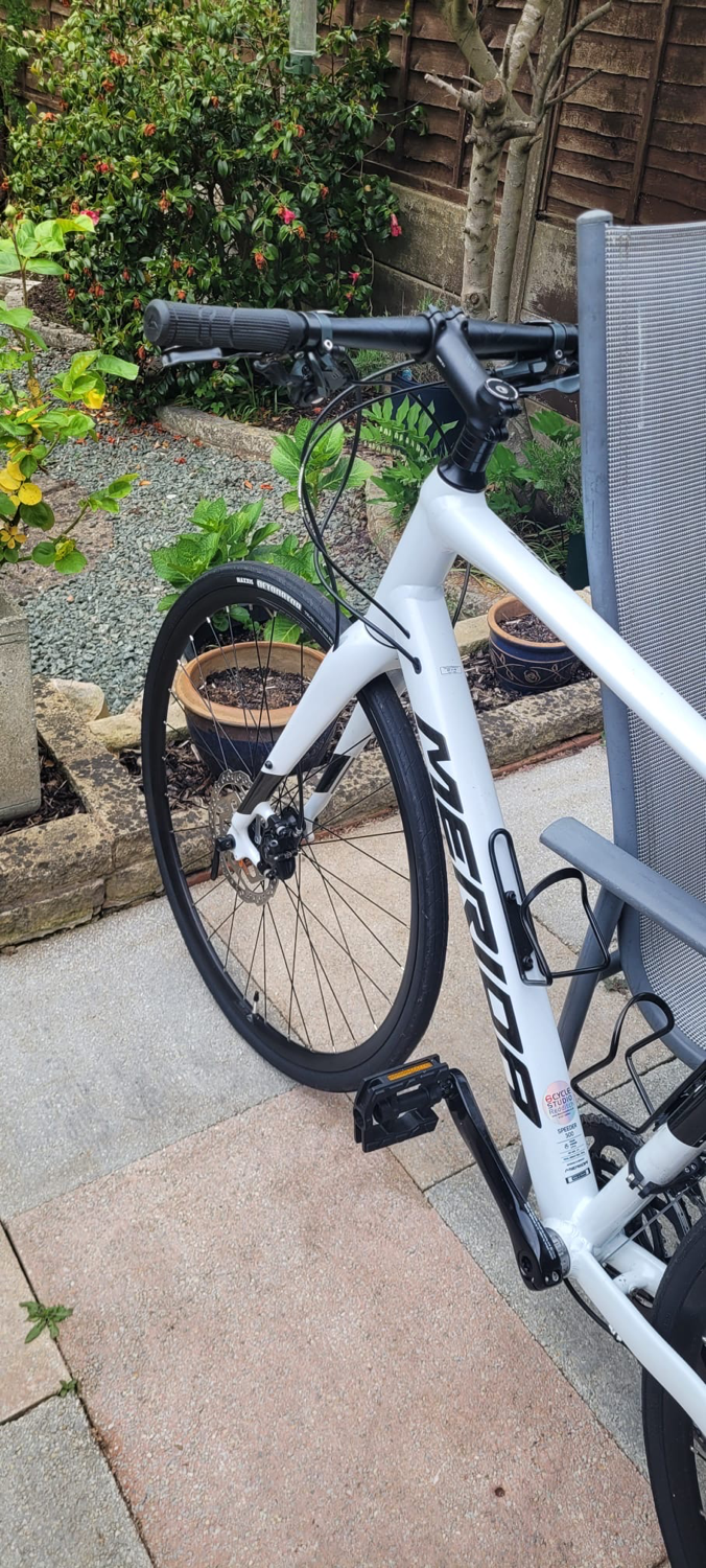 Merida Speeder 300 Hybrid 2025