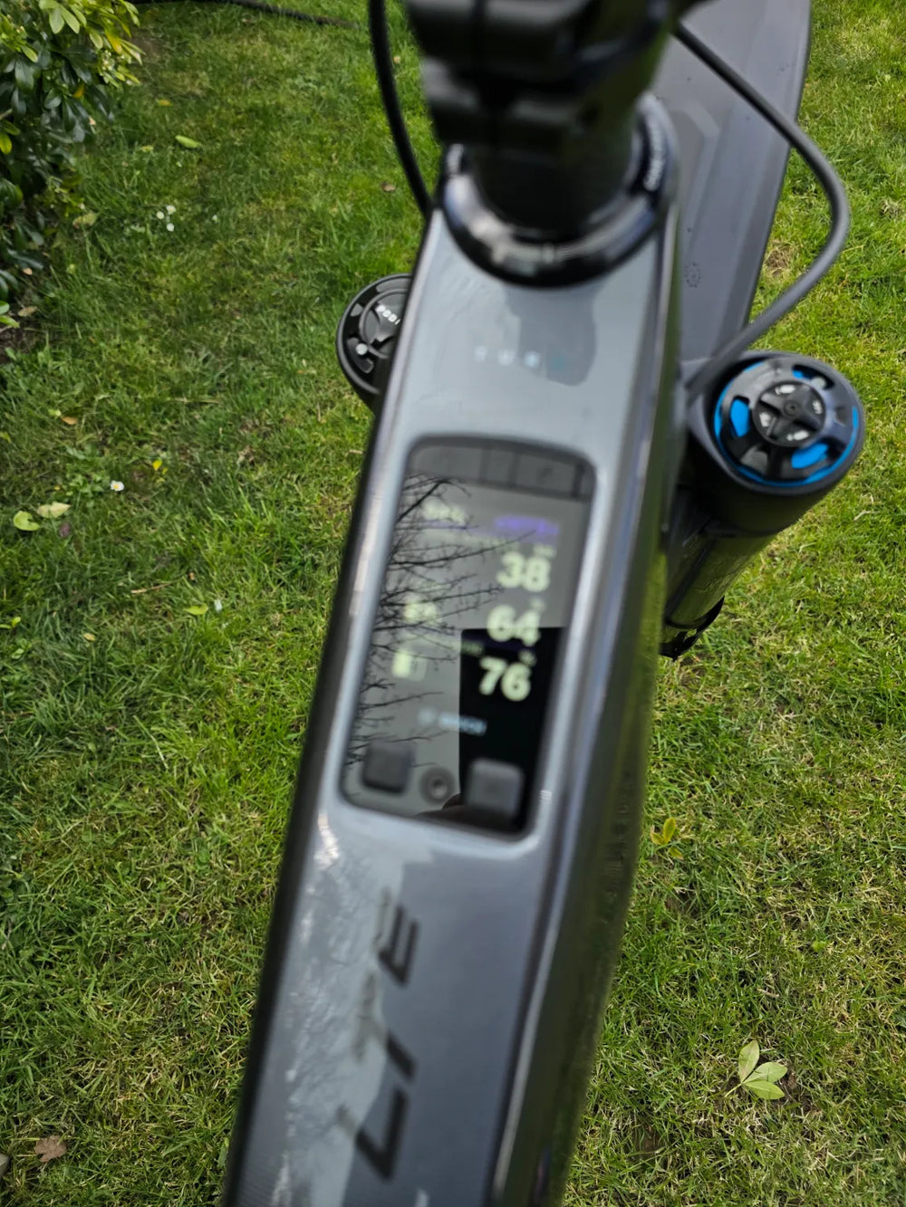 Yeti LTe C2 Podium Edition MX AXS 2026