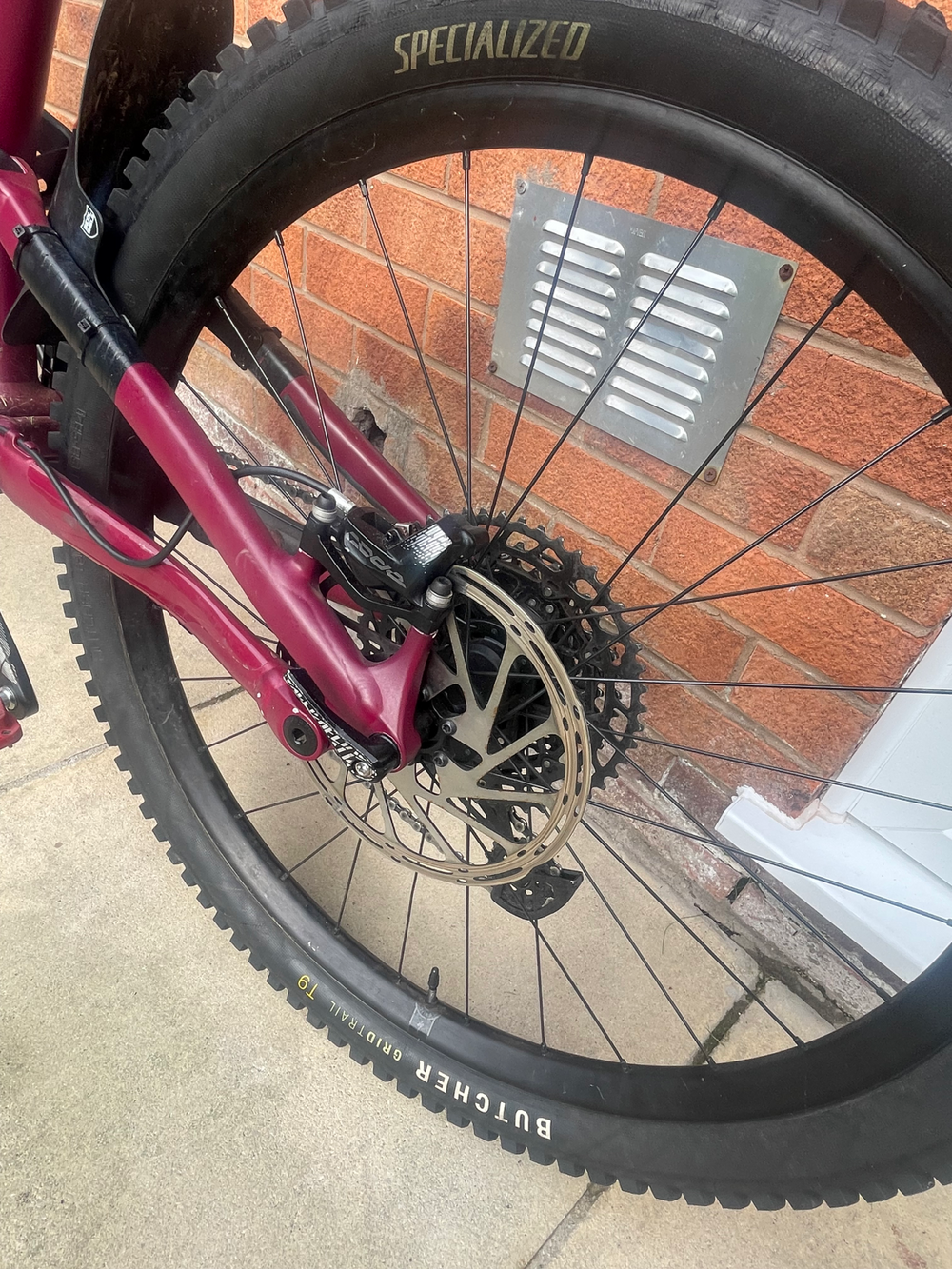 Specialized Status 140 2022