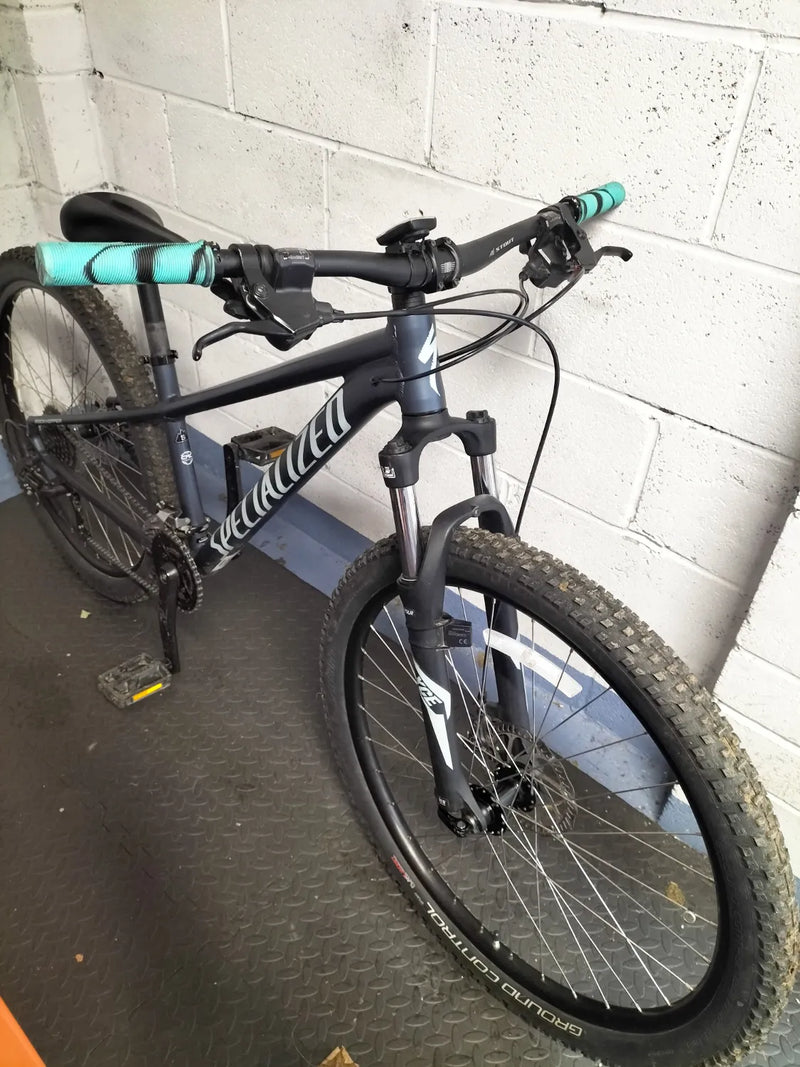 Specialized Rockhopper 27.5 2021