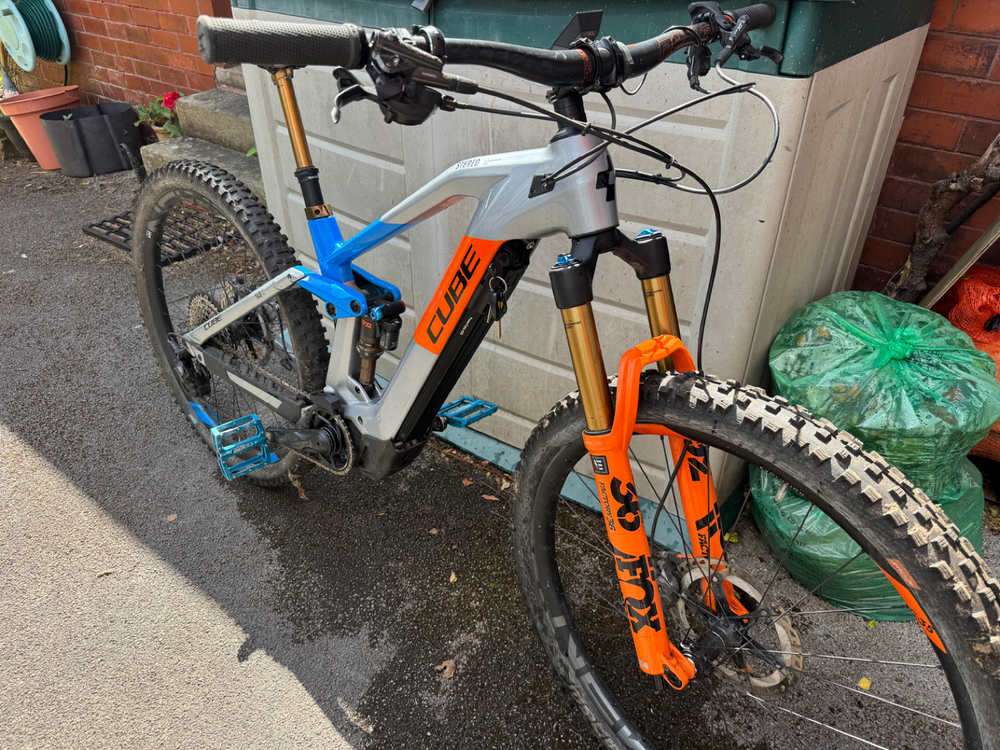 Cube Stereo Hybrid 140 Hpc Actionteam 625 Kiox 2020