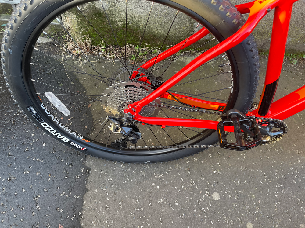 Boardman MHT 8.6 Red 2021