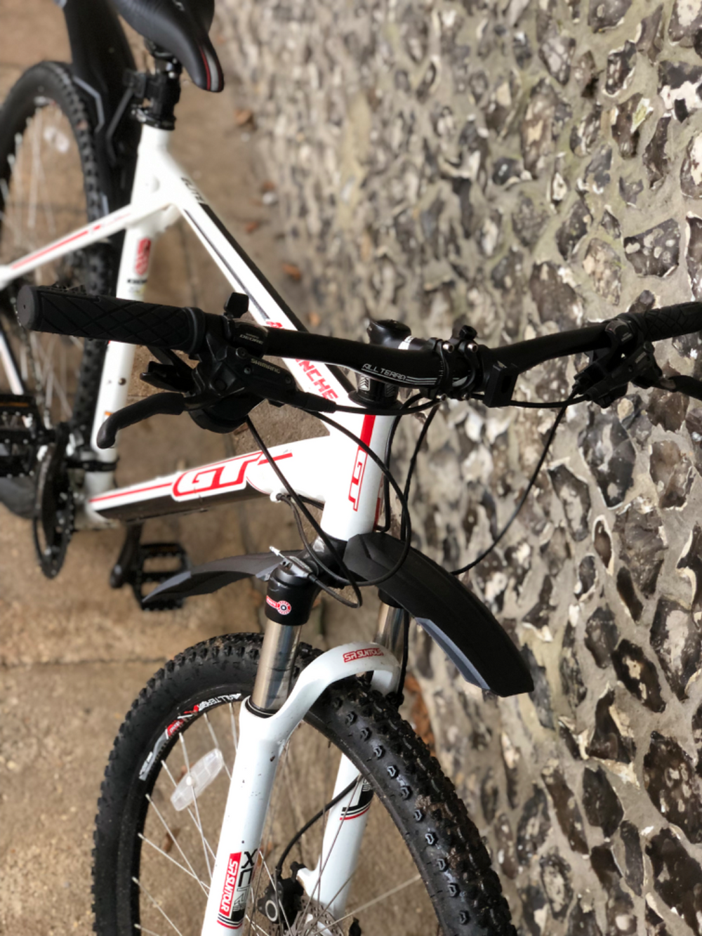 GT Avalanche Comp 27.5 2019 2015