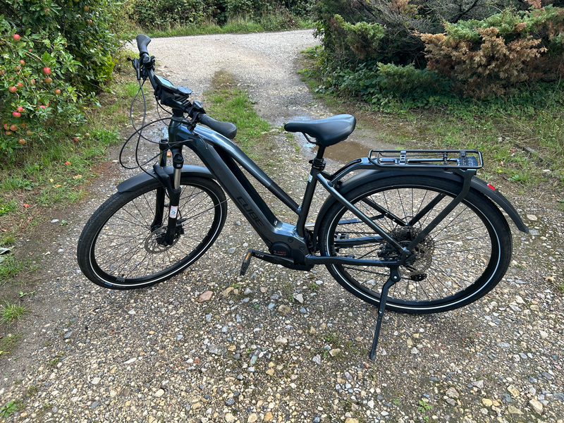 Cube Touring Hybrid Pro 500 Easy Entry 2022