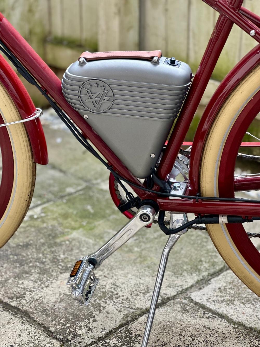 Vintage Electric Cafe 2020