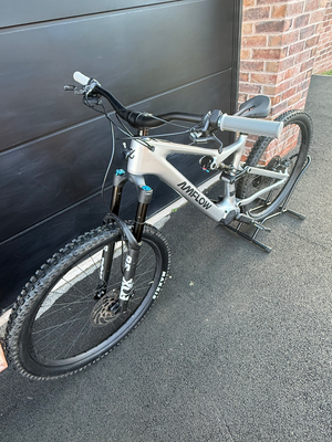 Amflow PL Carbon 2026