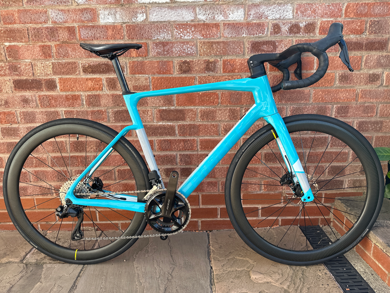 Ribble Endurance SL Disc - Enthusiast, Shimano 105 Di2 2024