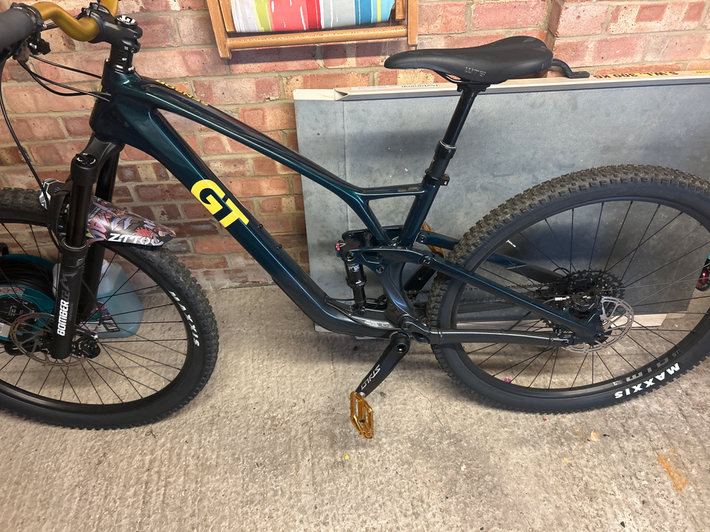GT Sensor ST Carbon Elite 2026