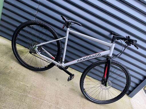 Boardman HYB 8.6 Silver 2021
