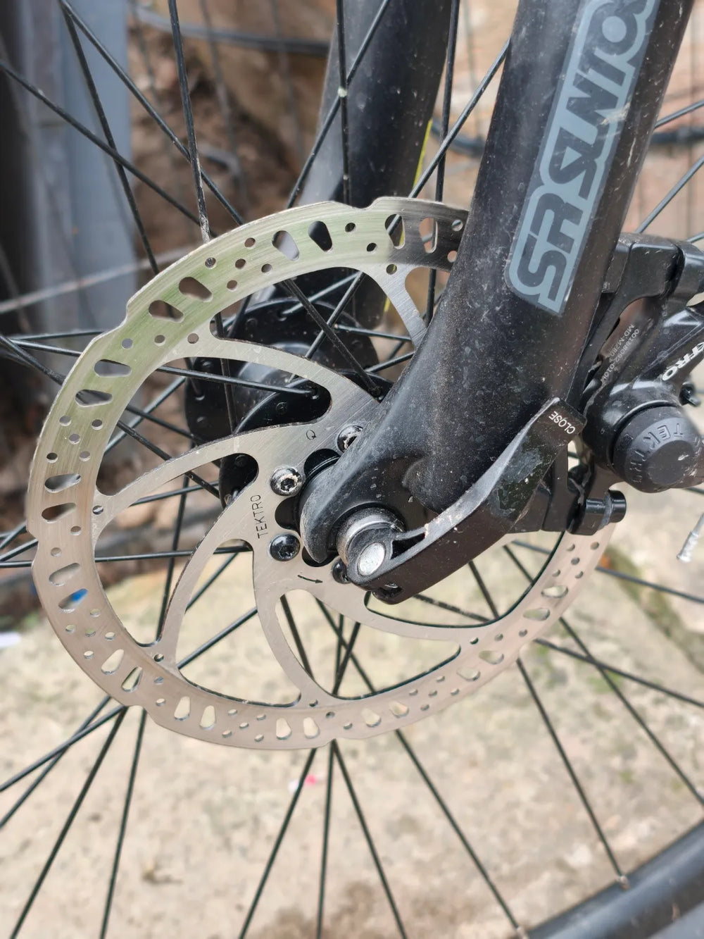 Carrera Vengeance E Mens Electric Mountain Bike Shimano 2.1 2023