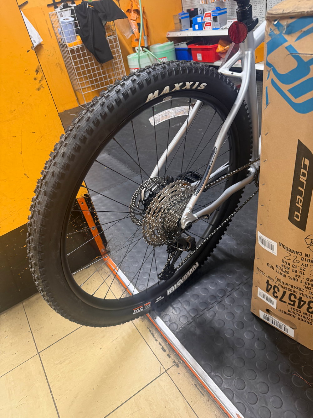 Boardman HYB 8.9 2026