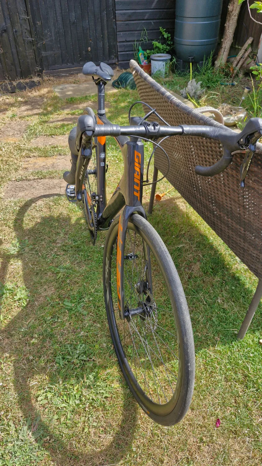 Giant Defy - Advanced 2 2024