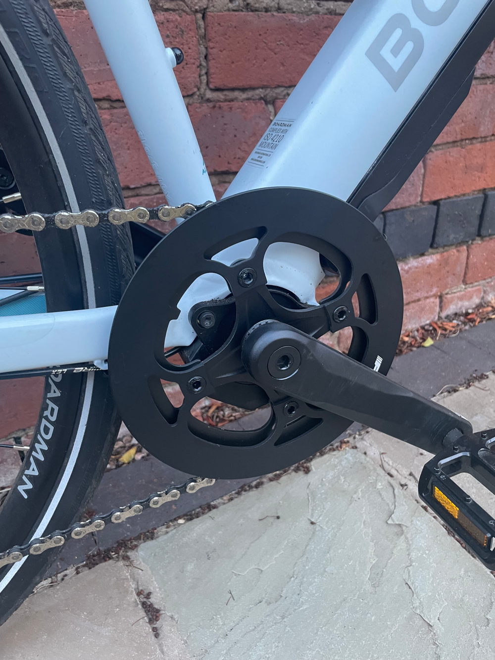 Boardman HYB 8 9e 2022