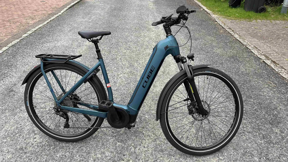 Cube Kathmandu Hybrid One 750 EE54 2023