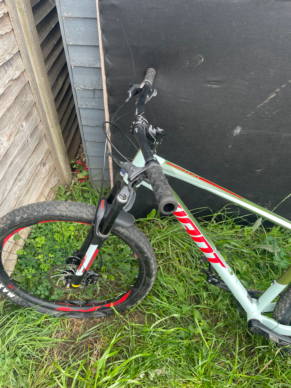 Giant Fathom 2 2019