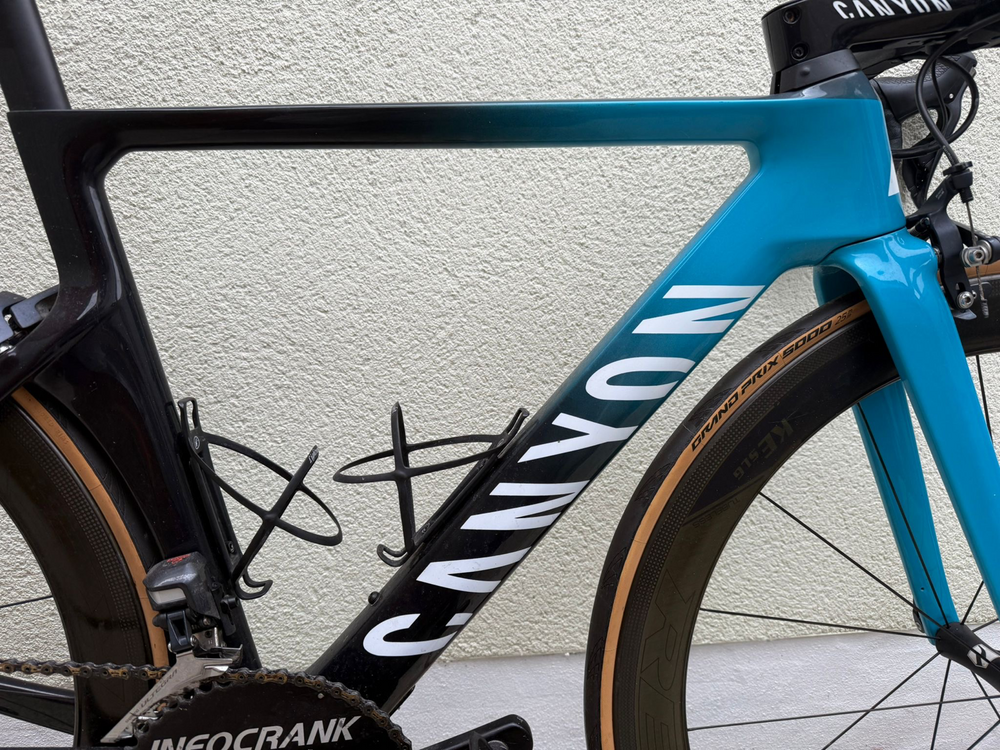 Canyon Aeroad CF SLX Disc 8.0 Di2 2018