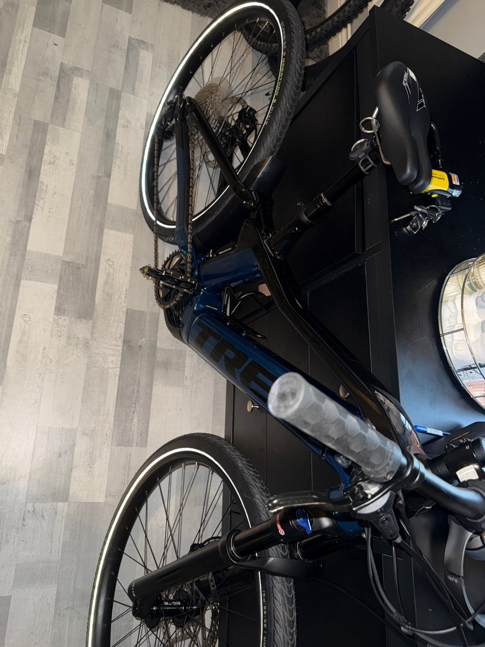 Trek Powerfly FS 4 2022