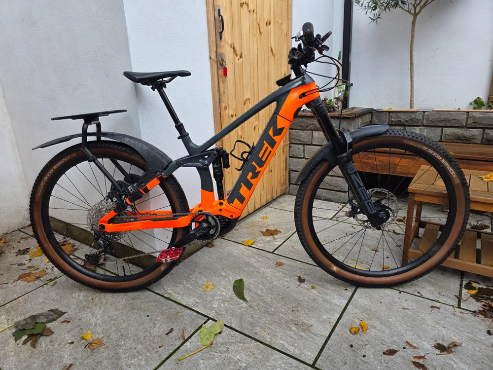 Trek 9.8 xt full carbon. 2021