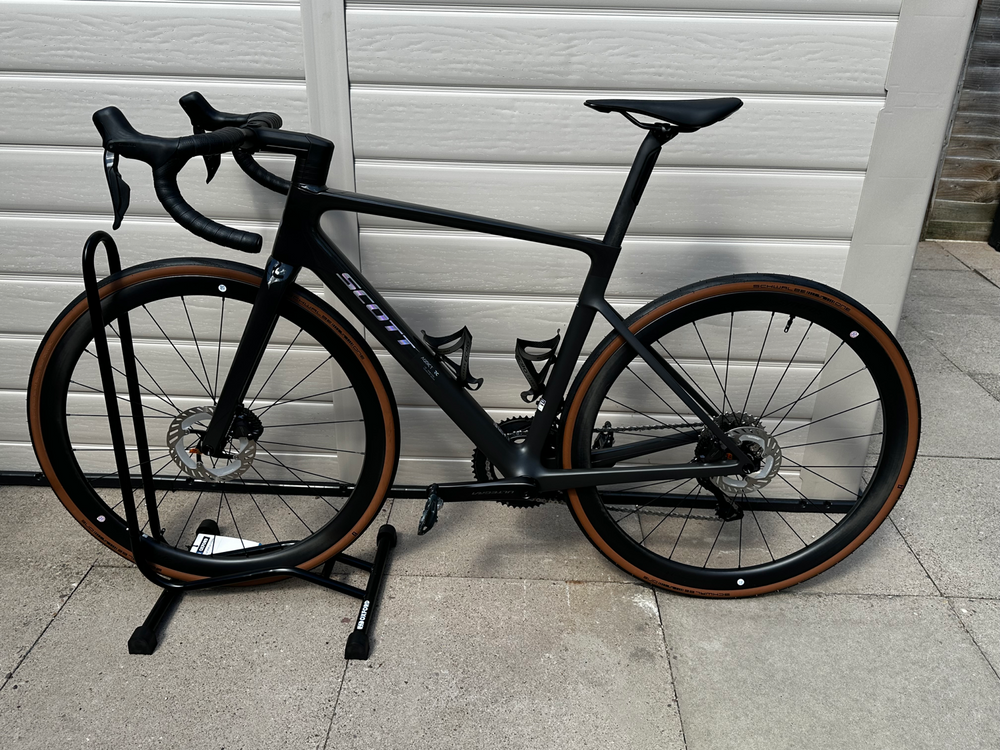 Scott Addict Rc 20 Ultegra Di2 Carbon Road 2025