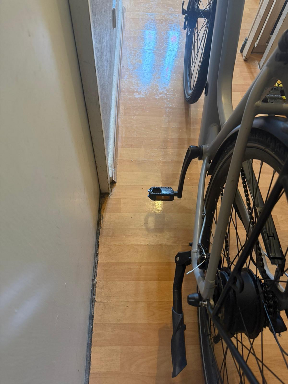 Peddle Step City Electric Bike, 10Ah 2025