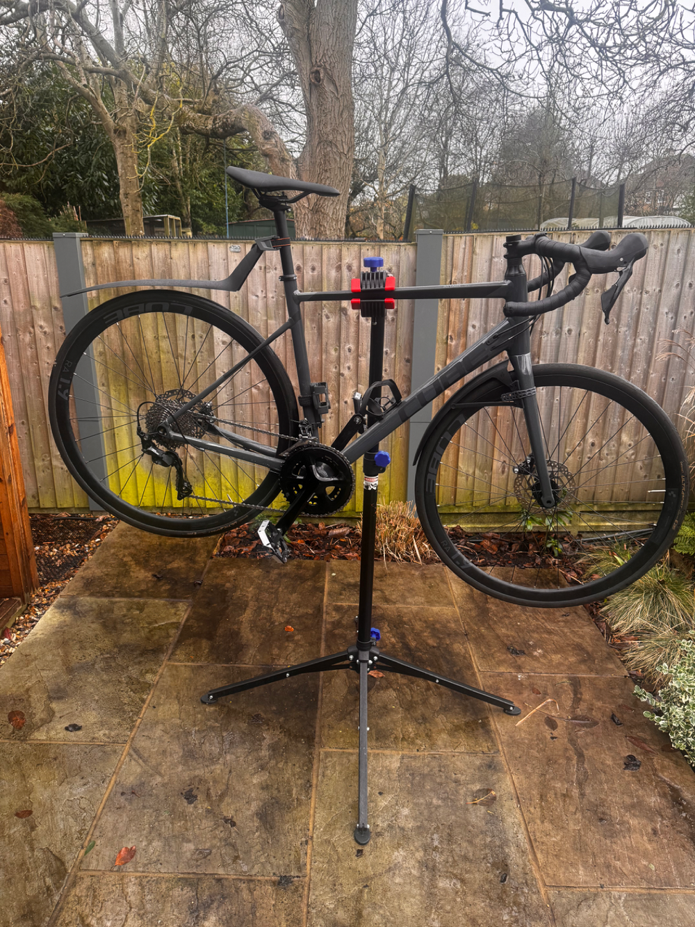 CUBE CUBE Attain SL 105 Road Bike  2022